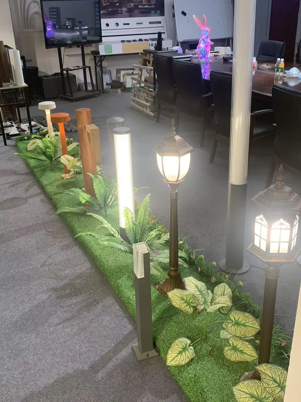 LED garden bollard lights for pathways